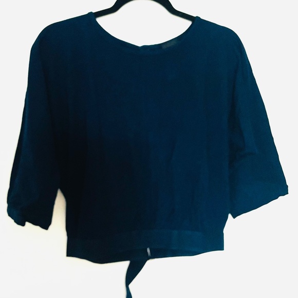 AG Crop Top with Open Back - Picture 3 of 12